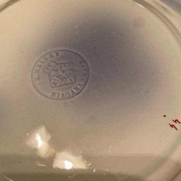 Gorgeous Gaudy Dutch Antique Flow Blue Ironstone Seeing Eye 9.25” Bowl c. 1850 - Picture 6 of 7